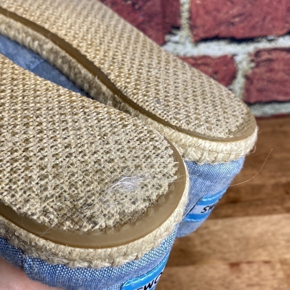 TOMS Denim Flat Peep Toe Espadrilles Size 8 - Picture 16 of 16